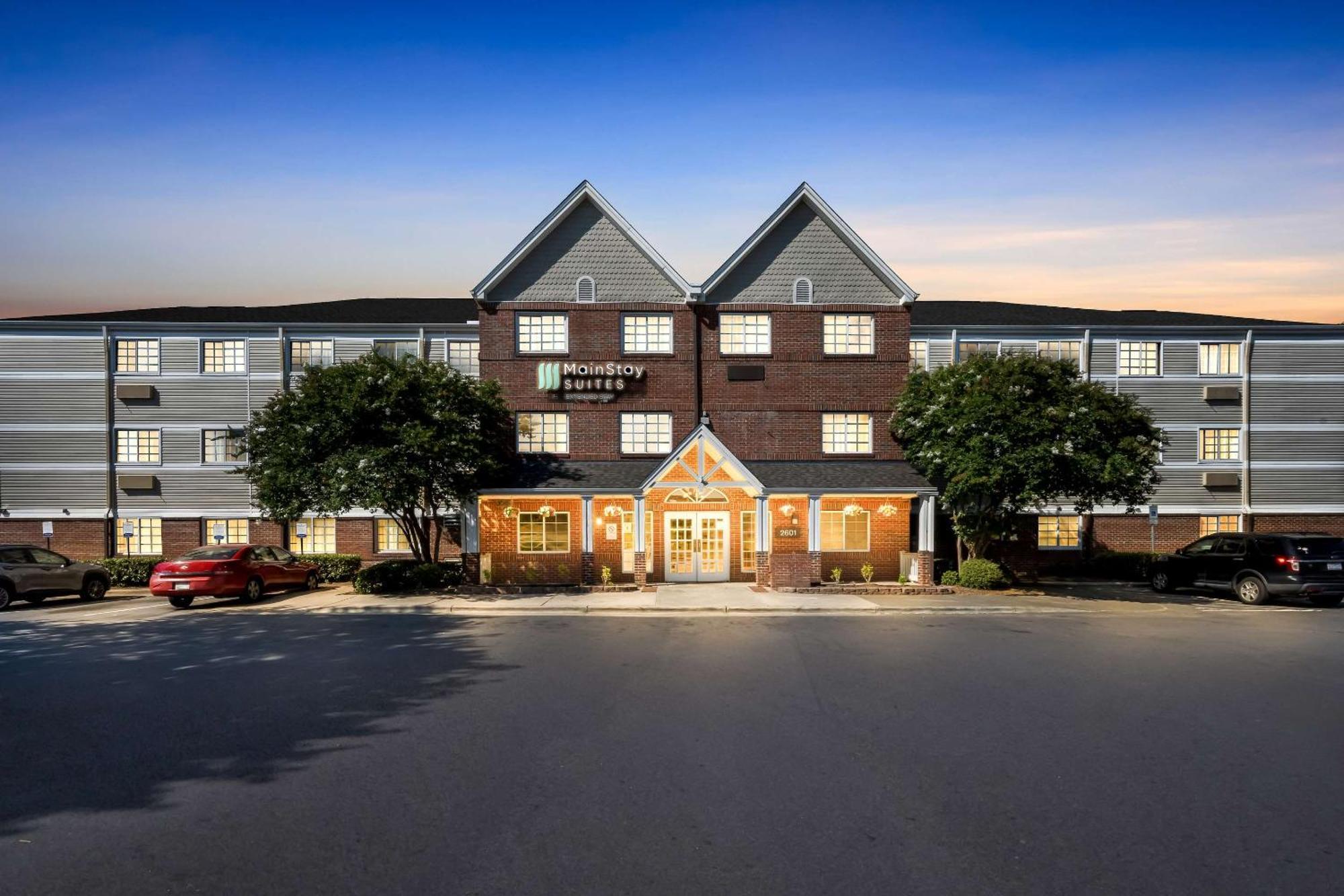 Mainstay Suites Raleigh North Exterior foto